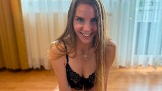 AdaShelby: OMG! Bin ich so VERSAUT? Privates Fotoshooting eskaliert komplett! Alles SPERMA in mein GESICHT!