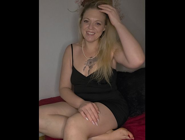 Anna-Lustig gibt das erste Mal einen Footjob