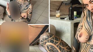 Aja-Moon testet den Fisting Dildo aus