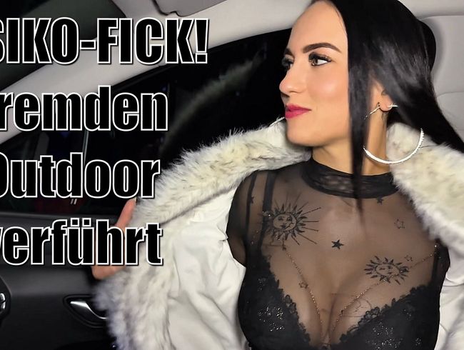 Lola_Candy verführt einen Fremden Outdoor