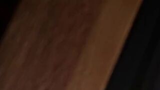 freakart weiht ihre Jeans mit Pisse ein