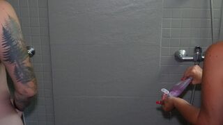 Omg ich squirte das Hallenbad voll und bekomme Hausverbot [Nicix-Fetish]