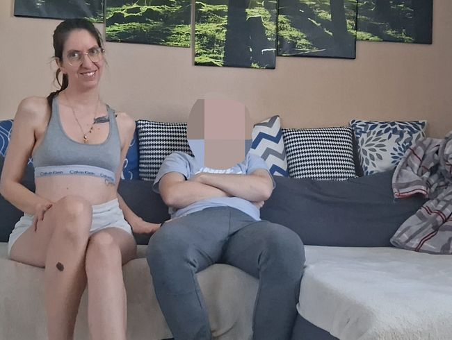 Sofia-Bloom lässt sich zum 1. Mal vor einer Kamera ficken