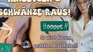 Lina Lynn genießt den Fuss Fick mit Plug im Arsch