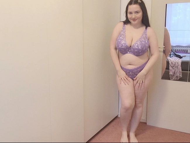 LiaSofia strippt ins sexy Dessous