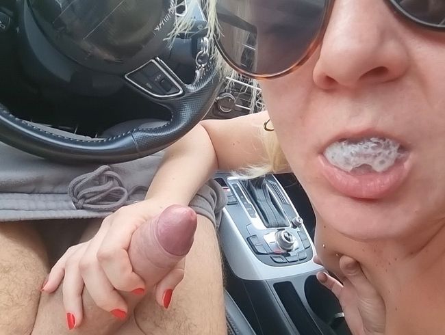 germanmaskedlucie braucht einen Sperma Snack