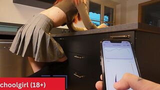dirtysnake98 fickt sie in der Küche hart durch