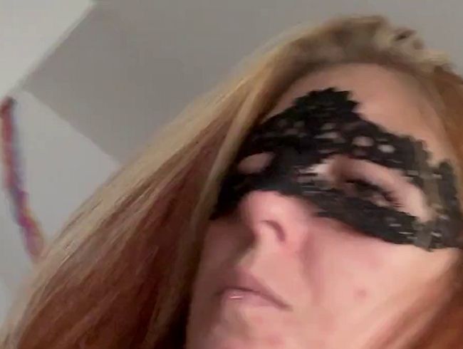 CurvySecret hat einen Quickie in der Küche