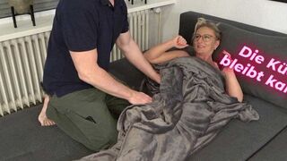 Kein Essen dafür ein tiefer Kehlenfick [Studentin-Aneta]