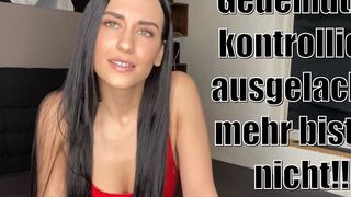 Lola Candy demütigt dich und lacht dich aus