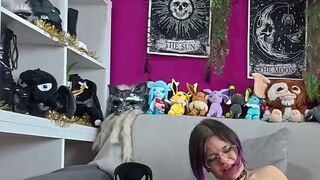 ViGothFox: Mein 1. Mal an der Fickmaschine war richtig gnadenlos