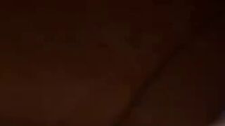 Magda_lena0 zeigt ihre extrem feuchte Muschi