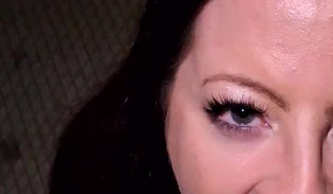 Risiko Blowjob im Fahrstuhl mit Petra1992