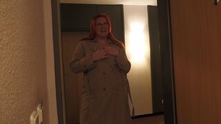 MrsEssen7471 trifft sich mit dem User im Hotel