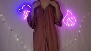 Luna_Lou zeigt sich in knapper Unterwäsche