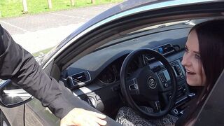 Emma Secret beim Public Parkplatz Fick