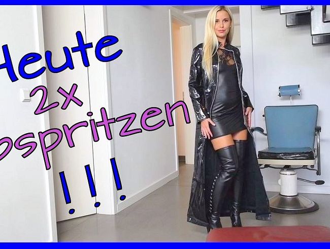 Private-Lisa im hautengen Lack Outfit