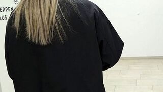 Test beim Frauenarzt gemeistert @ SexyMilfDiana