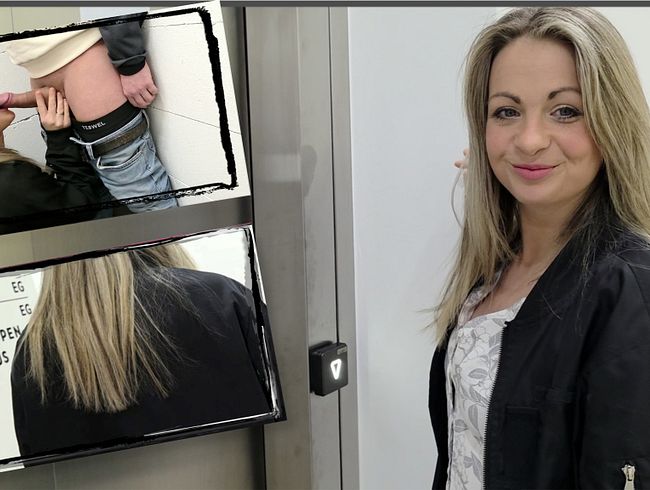 Test beim Frauenarzt gemeistert @ SexyMilfDiana