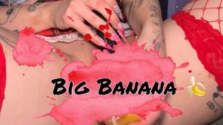 Keine Sextoys nur eine Banane @ ShortyHolly