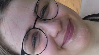 Belle2007 @ Sex im Dschungel mit Sperma schlucken