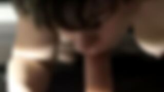 Sweet_Little_Slut zeigt ihre Abend Routine