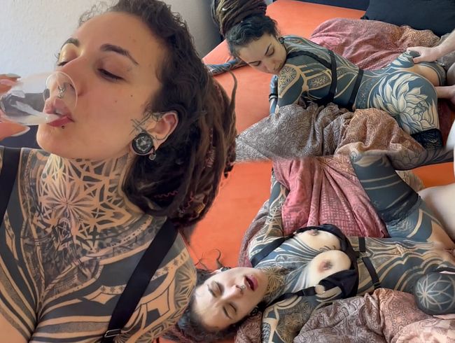 Aja-Moon verkostet gerne mal das Sperma