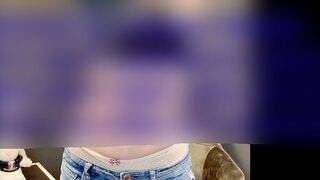 UschiBAVARIA @ Pussy fingern mit einer Jeans Schlampe