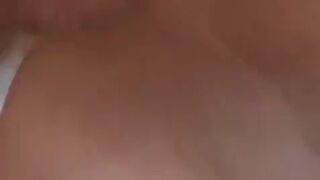 SissyDiva benutzt ihre Fick Schlampe
