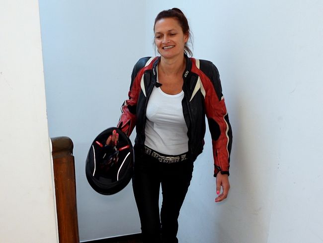 LettyBixx: Beim Motorradfahren werde ich immer feucht