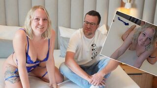 LucieBavarina dreht zum 1. Mal ohne Maske mit einem Fan