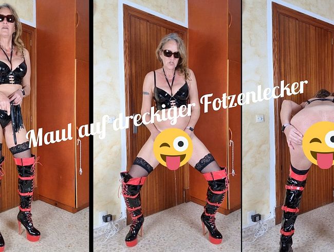 lynli lässt sich die Pussy lecken