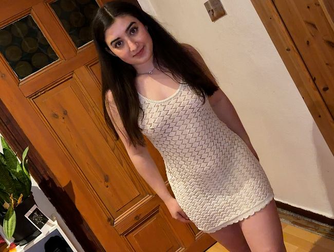 LeMaSnuSnu bekommt eine fette Creampie in die Muschi