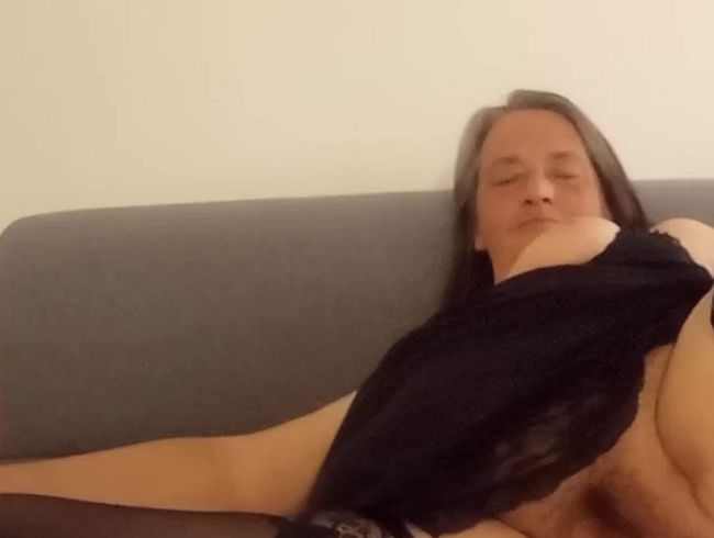 [Eva-Pur] Reife Frau in Reizwäsche verführt dich
