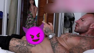MaryHaze erwischt ihren besten Freund beim wixxen