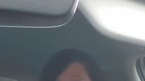BlackRose949 masturbiert einfach am Straßenrand