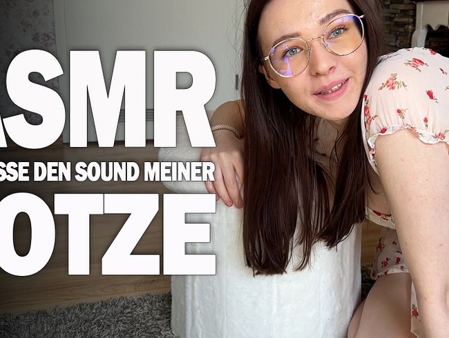 Emmi-Hill zeigt ihre schmatzende Muschi