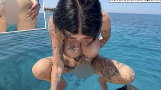 Maja-Bach: Mit Sperma in der Pussy Pipi machen
