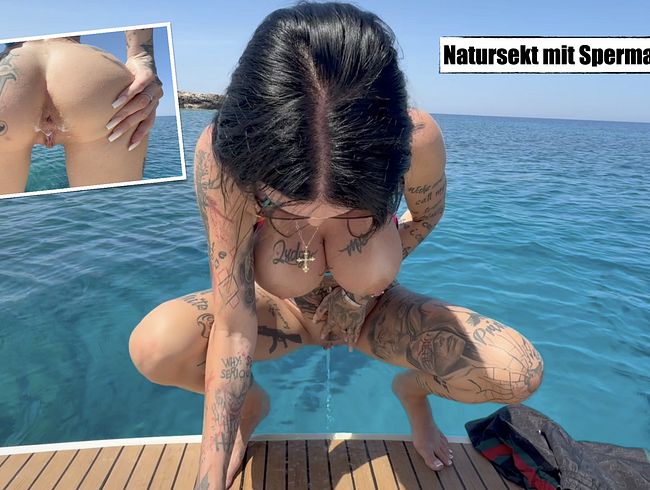 Maja-Bach: Mit Sperma in der Pussy Pipi machen