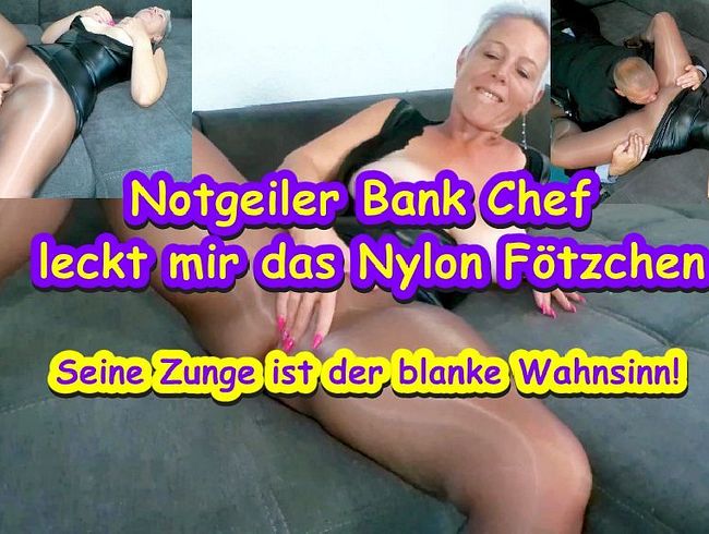 MelissaDeluxe lässt sich vom Bänker die Pussy lecken