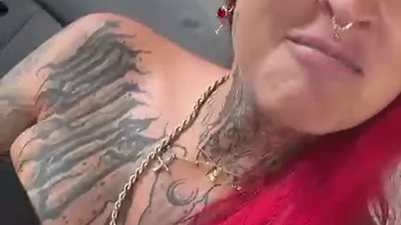 Inked-Sheena ist neu und stellt sich vor