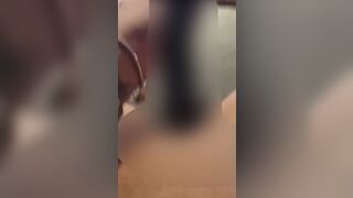 Wildehilde28 zeigt ihre Fotze im Netz