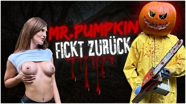 Tavi-Nova lässt sich heftig ficken