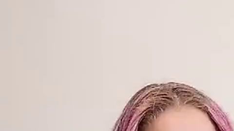 Heißer Clip mit Brille von Zauberkuenstlerin