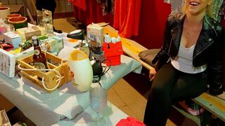Daynia eskaliert auf dem Flohmarkt... heimlich einen Jungschwanz entsaftet