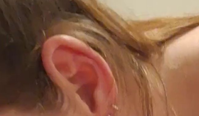 Melodies25489 bumst mit dem notgeilen Nachbarn
