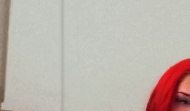 Muscle_Mommy69 treibt es heute mit einer Gurke