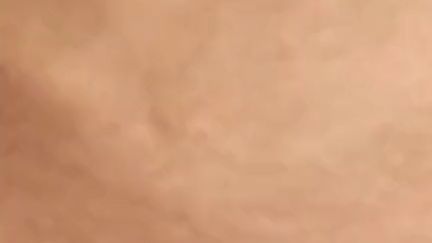 HelenaHole69 - Sehr feucht durch Glasdildo