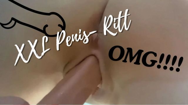 Bibixxx reitet den Riesen Schwanz