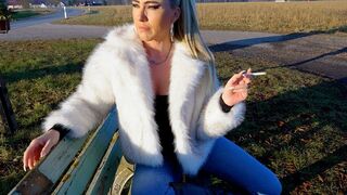 Daynia lässt sich vom Stammficker ein Sperma Gesicht